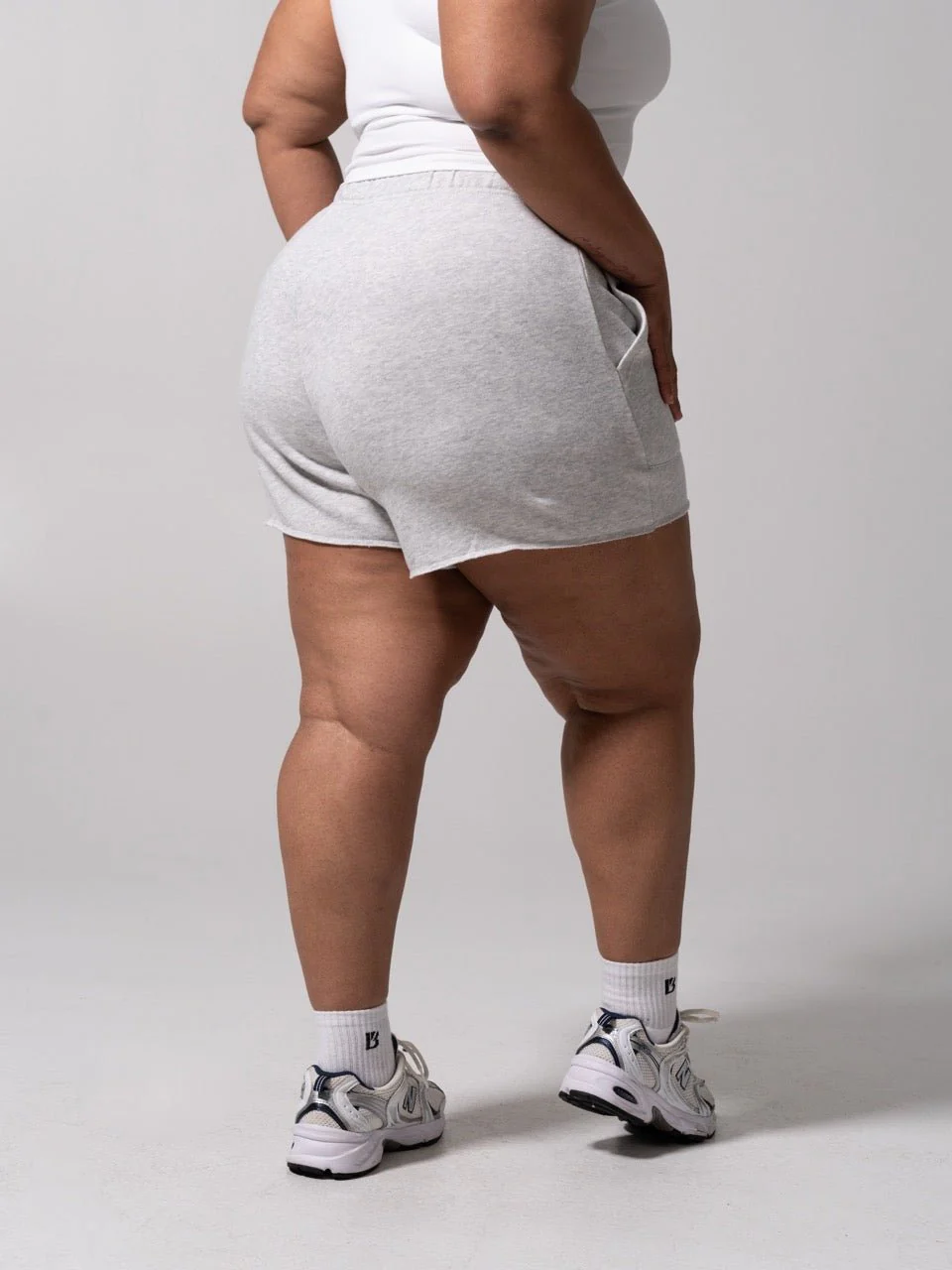 Threads Short - Heather Grey - Image 5