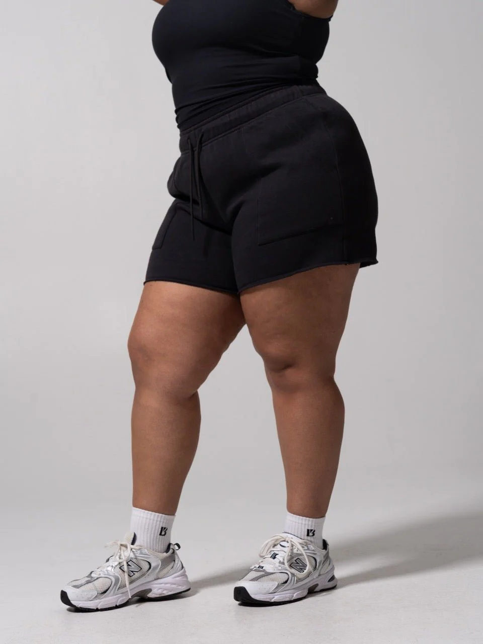 Threads Short - Onyx Black - Image 2
