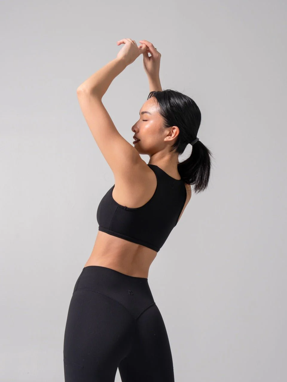 Twist Fit Sports Bra - Onyx Black - Image 6
