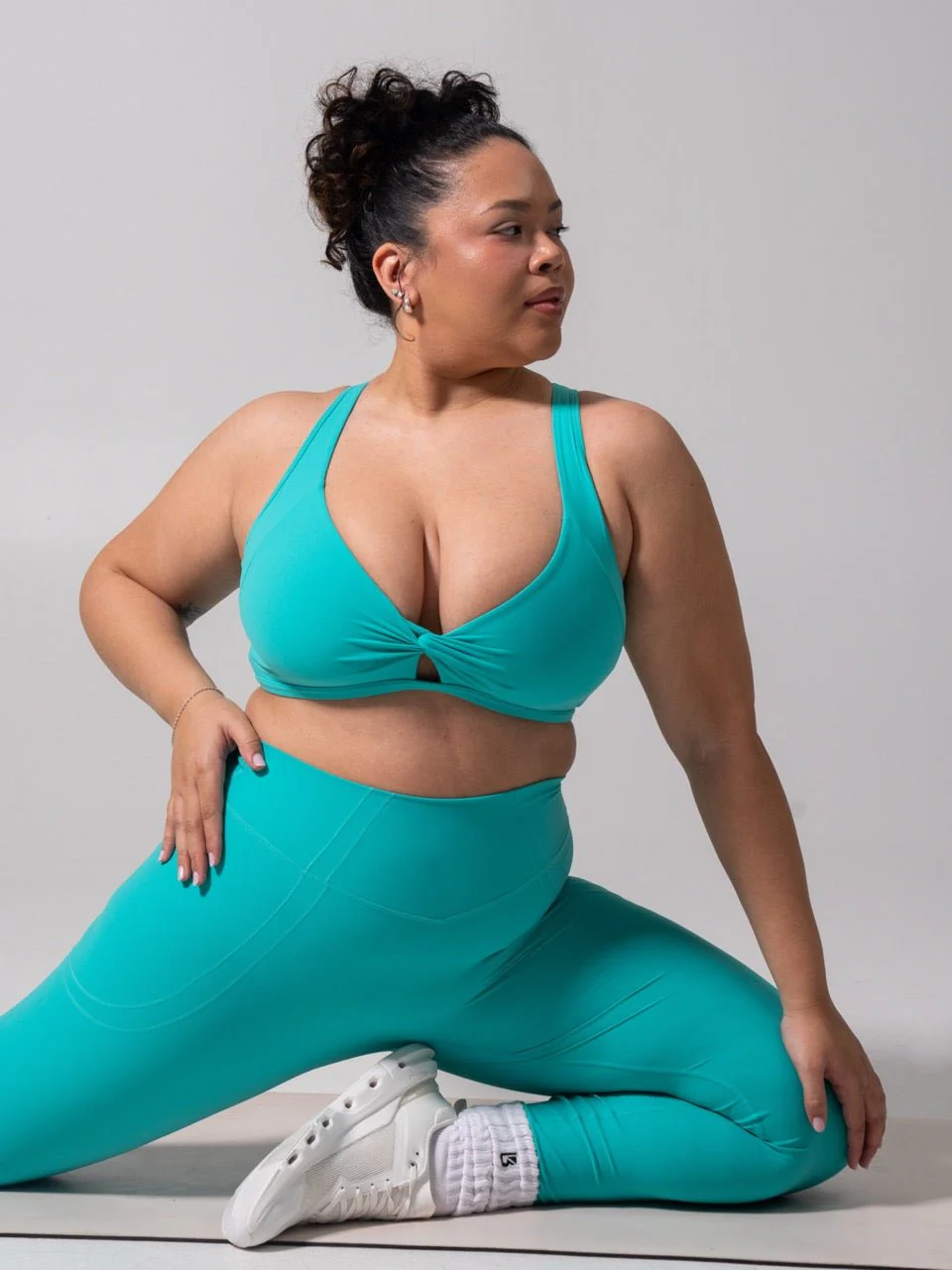 Twist Fit Sports Bra - Teal Me Later - Image 5