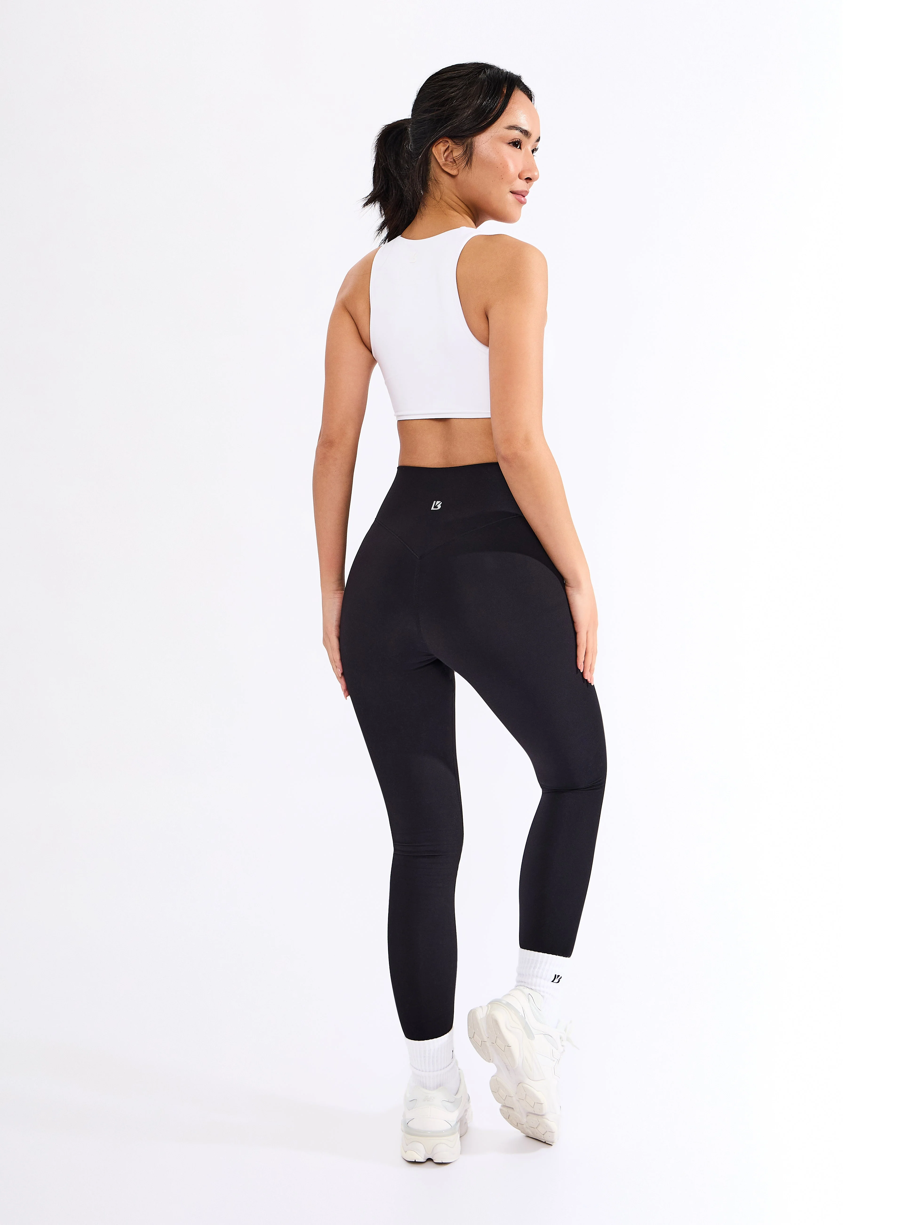 Twisted Curve Sports Bra - White - Image 5
